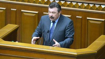 Бывший министр обороны Украины объяснил потерю полуострова Крым