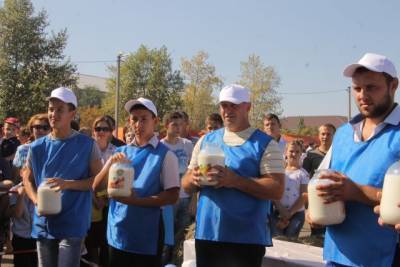 Молочным фермам Хабаровского края увеличат субсидии
