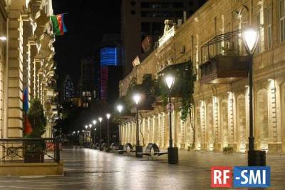 В Баку и еще 21 городе и районе Азербайджана ввели комендантский час