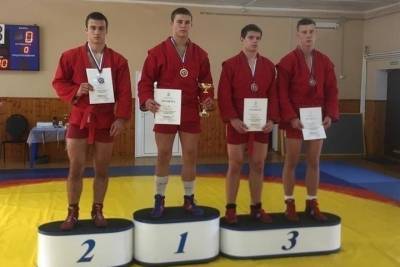 Серпуховские самбисты завоевали медали на Всероссийском турнире