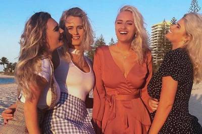 Четыре сестры из Австралии вдохновляют женщин не стесняться себя