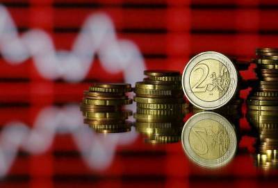 Евро превысил 93 руб. впервые с 2016 года