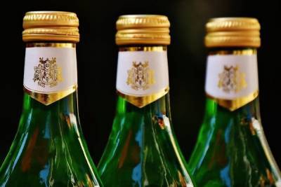 48-летний пскович украл бутылку виски из магазина в центре города