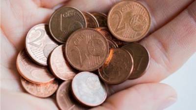 Евросоюз думает вывести из обращения монеты в 1 и 2 евроцента
