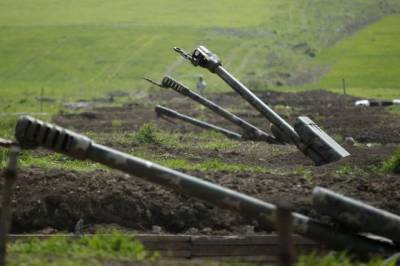 Армения заявила о возможных боевых действиях на границе с Азербайджаном