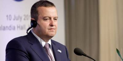 Глава МИД Сербии указал на никчемность ЕС как посредника в переговорах