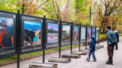 В парках Москвы откроются осенние уличные фотовыставки