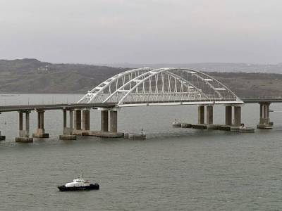 Керченская паромная переправа и крымский порт прекращают работу за ненадобностью