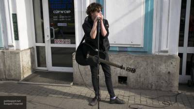 Уличные музыканты Петербурга попросили активистов о помощи