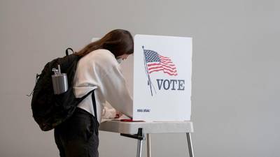 Более миллиона американцев проголосовали на президентских выборах