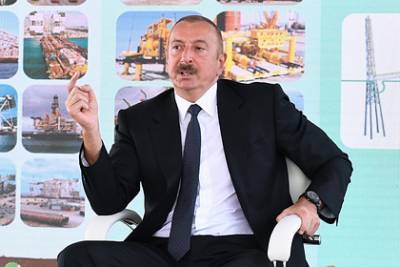 Алиев сообщил о появлении азербайджанских флагов на «освобожденных территориях»