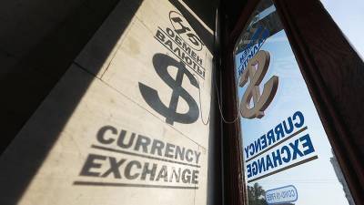 Экономист спрогнозировал укрепление курса рубля в октябре