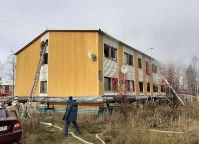 Три человека пострадали на пожаре в одном из домов Надымского района