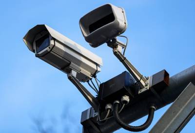 На трассах Ленобласти устанавливают новые камеры для фиксации нарушений