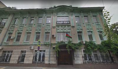 Азербайджанцы просят посольство в РФ отправить их на фронт
