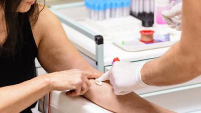 Работники лабораторий: обычные анализы крови скоро станут проблемой
