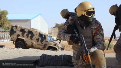 Жители Ливии зафиксировали перестрелку неизвестных в районе Айн-Зара
