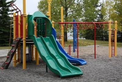 Прокуратура нашла нарушения на детских площадках в Верхнеуслонском районе
