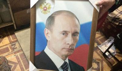 Личный опыт: как в придачу к буханке хлеба портрет Путина получить