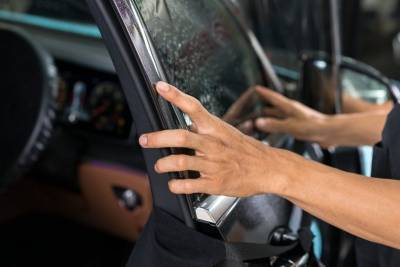 Изменения по тонировке стекол в машине в 2020 году никак не отразятся на водителях, почти