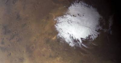Под льдами Марса может скрываться огромное озеро