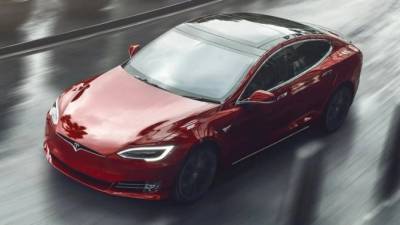 Появились данные о «заряженном» электромобиле Tesla Model S