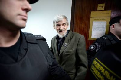Суд увеличил срок историку Юрию Дмитриеву до 13 лет строгого режима