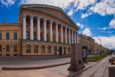 В Петербурге из-за COVID-19 закрыли филиал Музея истории города