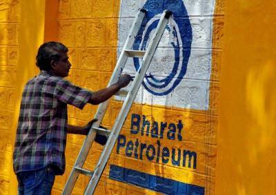 ЭКСКЛЮЗИВ-Роснефть, Aramco вряд ли будут участвовать в приватизации индийской BPCL -- источники