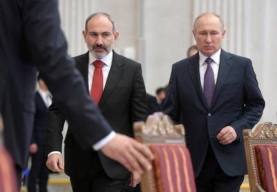 Путин выразил озабоченность из-за боевых действий в Нагорном Карабахе