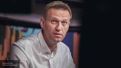 Двухчасовой полет Навального опровергает версию об отравлении "Новичком"