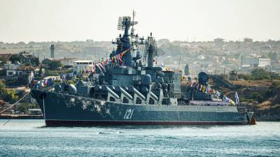 «Сохраняет статус флагмана»: какими возможностями обладает ракетный крейсер «Москва»