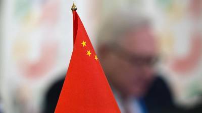 Китай посчитал несправедливыми ограничения на работу дипломатов в США