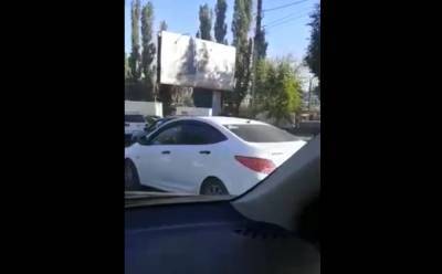 В Воронеже водитель «Хендэ» дал порулить ребёнку на оживлённой дороге (ВИДЕО)
