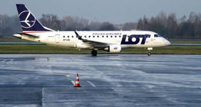 Польская авиакомпания выполнит в сентябре два рейса в направлении Тбилиси