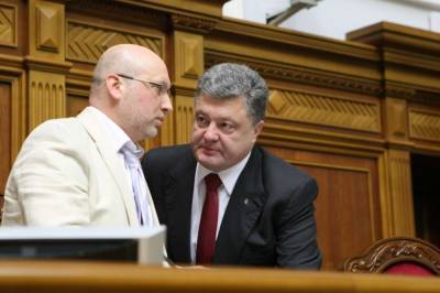Суд обязал ОГП начать уголовное расследование против Турчинова и Порошенко по обращению Медведчука и Кузьмина за саботаж выполнения Минских соглашений