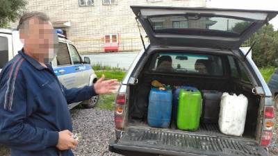 В Смоленской области железнодорожник попался на сливе казенной солярки