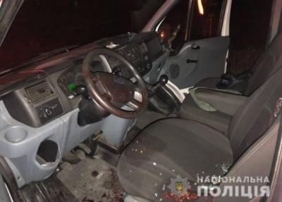 На трассе в Запорожской области Украины расстреляли пассажирский автобус