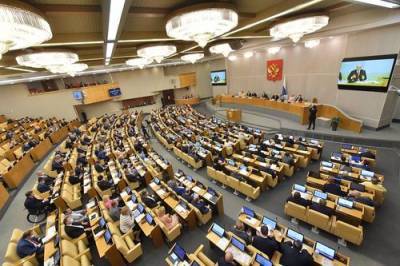 В Госдуме предрекли обнищание граждан в случае перехода РФ и Белоруссии на единую валюту