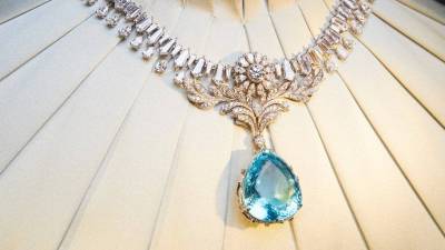 Редкие камни и ручная работа в коллекции ювелирного искусства Dolce & Gabbana