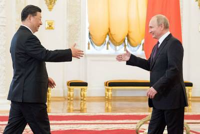 Путин поздравил Си Цзиньпина с победой во Второй мировой войне