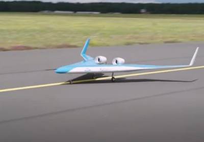 В Европе испытали уменьшенную копию V-образного пассажирского самолета Flying-V