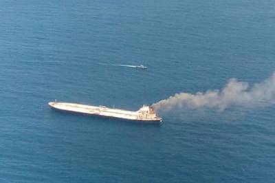 Российские корабли идут на помощь танкеру, терпящему бедствие у Шри-Ланки