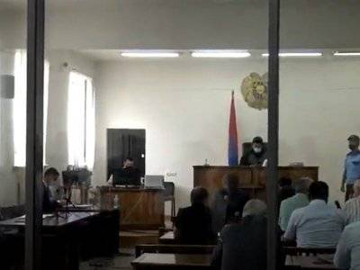 На заседании по делу Сержа Саргсяна и других поспорили адвокат и прокурор