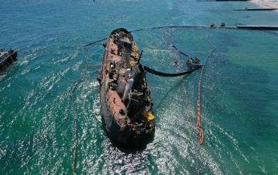 Суд арестовал затонувший танкер Delfi