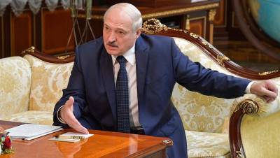 Лукашенко рассказал о перехваченном разговоре Берлина и Варшавы о Навальном