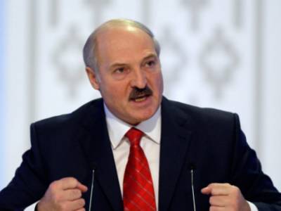 Лукашенко заявил о вмешательстве Украины в ситуации в Беларуси
