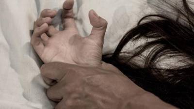 Кошмар в Петах-Тикве: двое жестоко изнасиловали женщину на парковке