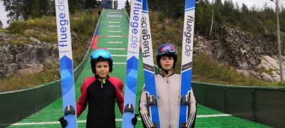Школьники из Карелии отличились на международных соревнованиях по прыжкам на лыжах с трамплина