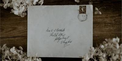 «Немного опоздало»: француженке пришло письмо, которое отправили 138 лет назад ее прапрадеду